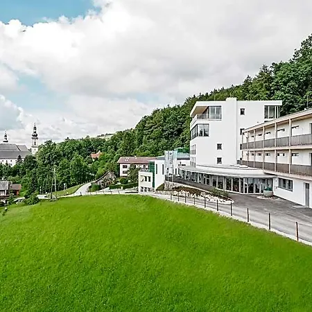 Spes & Seminare Hotel