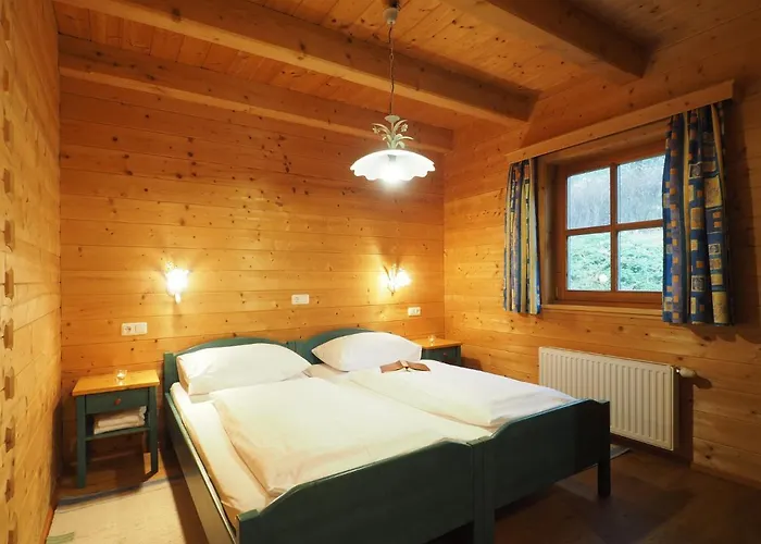 فندق Spes & Seminare 4*