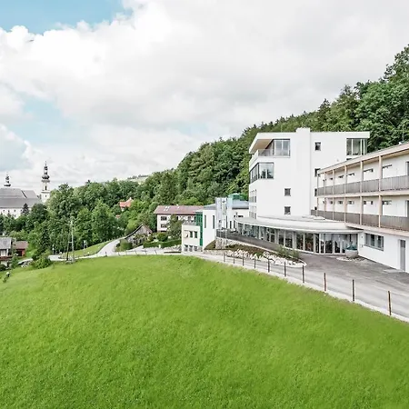 Spes & Seminare 4* Schlierbach